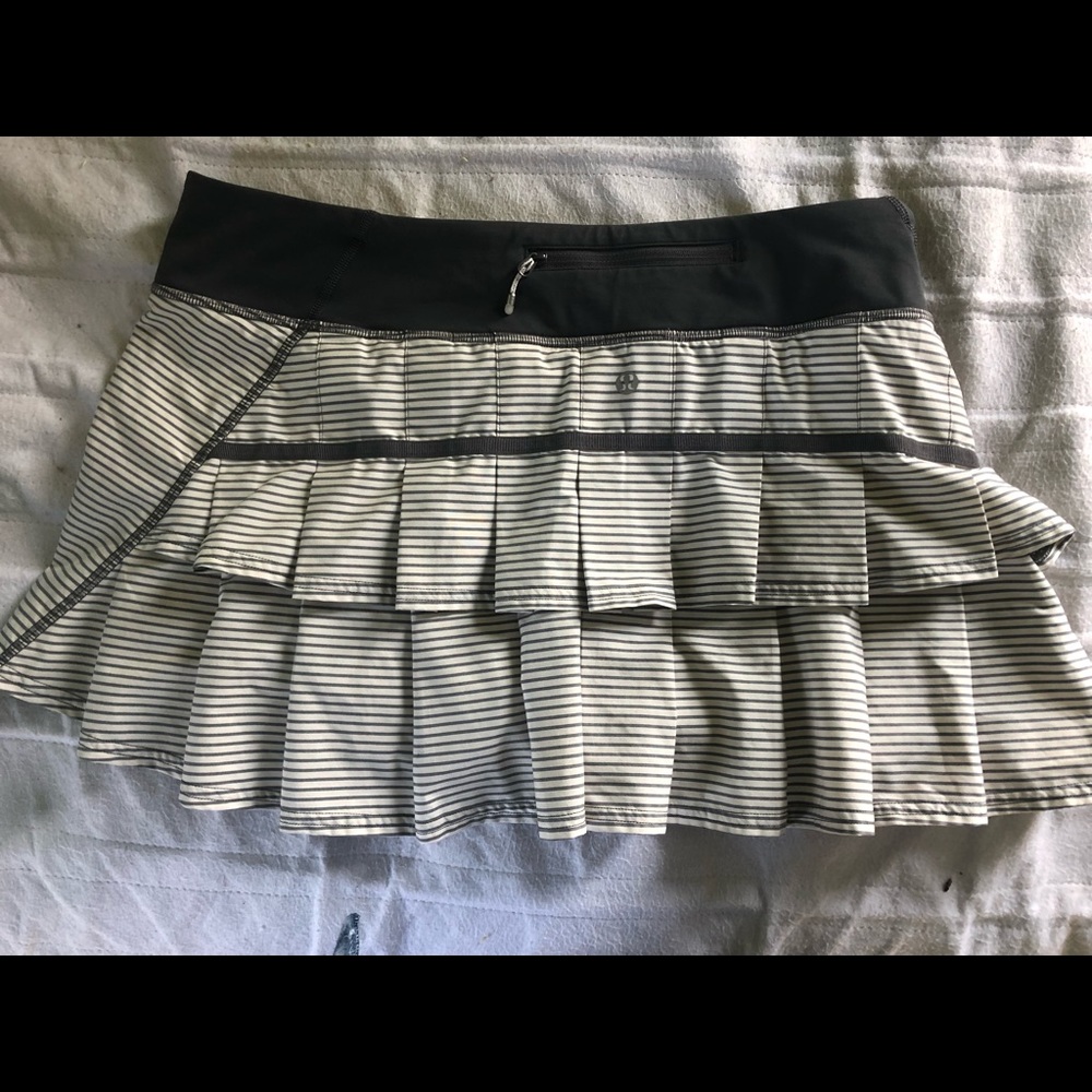 LULULEMON SKORT